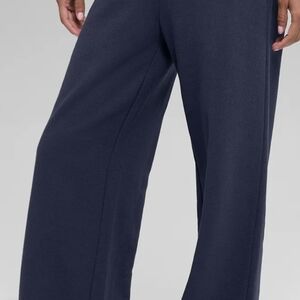 Alo Serenity Navy Wide-Leg Sweatpants Small Brand New Worn Once